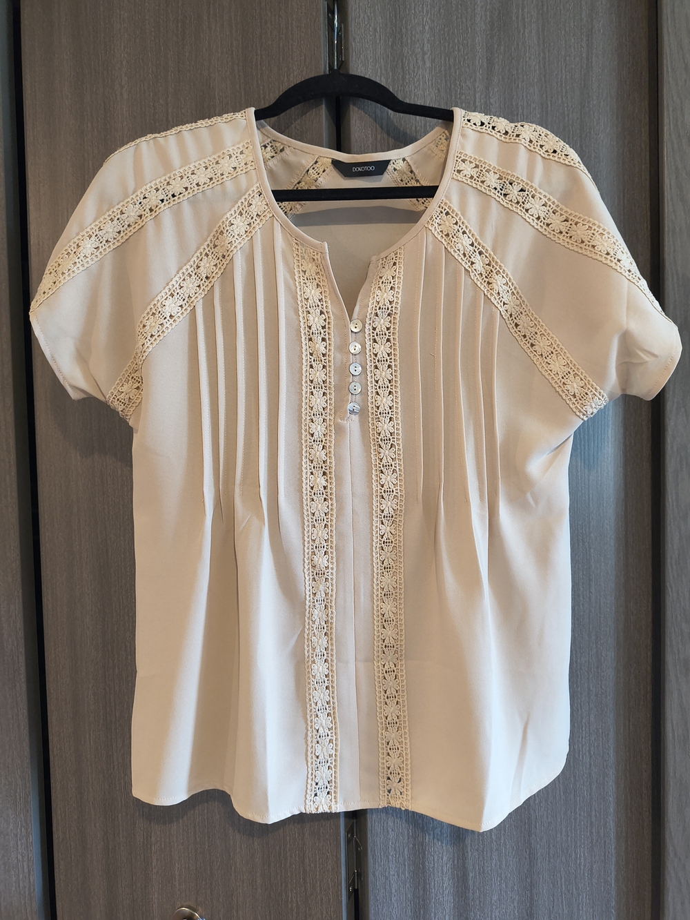 Dokotoo Cream White Half Button Down Lace-Trim Short Sleeve Blouse Casual